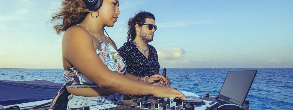 dj-events-celebrations-cancun