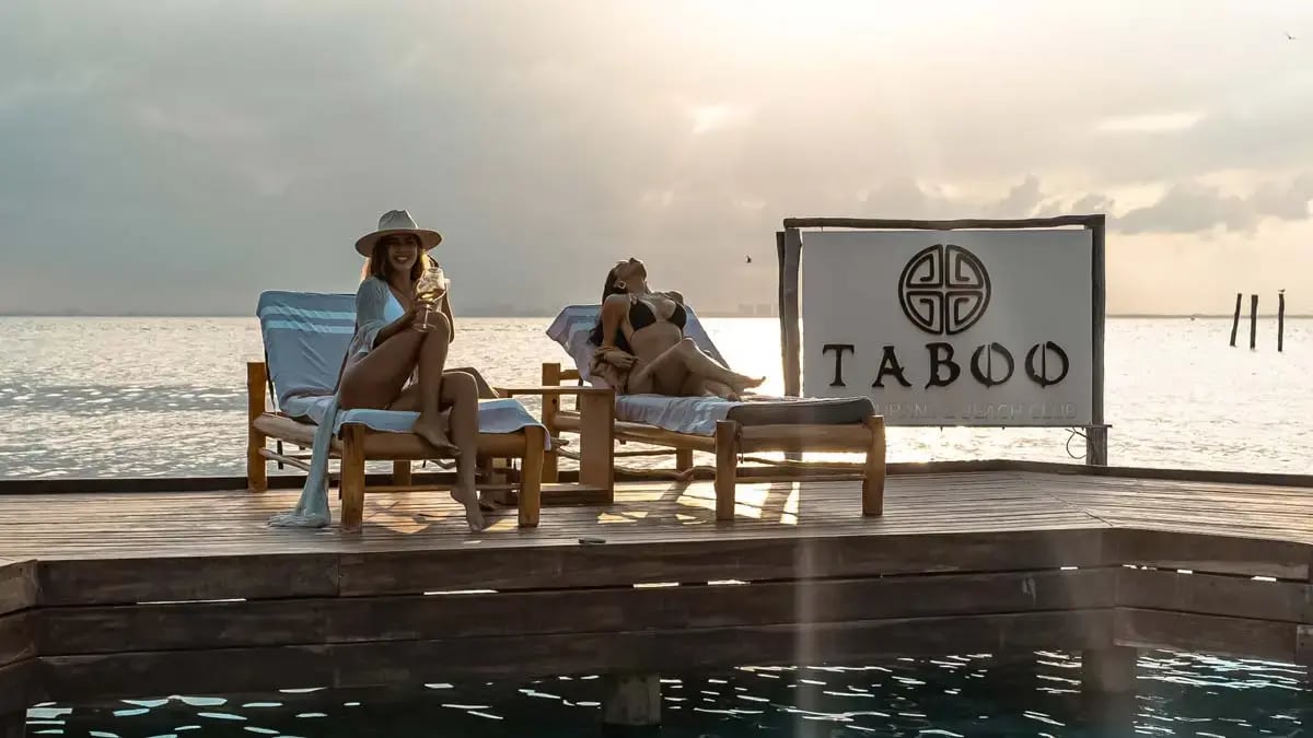 16-taboo-isla-mujeres-beach-club