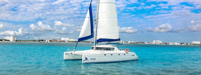 2 - HiRes - 4 Vents - Isla Mujeres Catamaran Tour - Cancun Sailing-1
