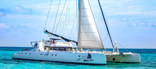 6 - LoRes - Amazing - Isla Mujeres Catamaran Tour - Cancun Sailing-1-1