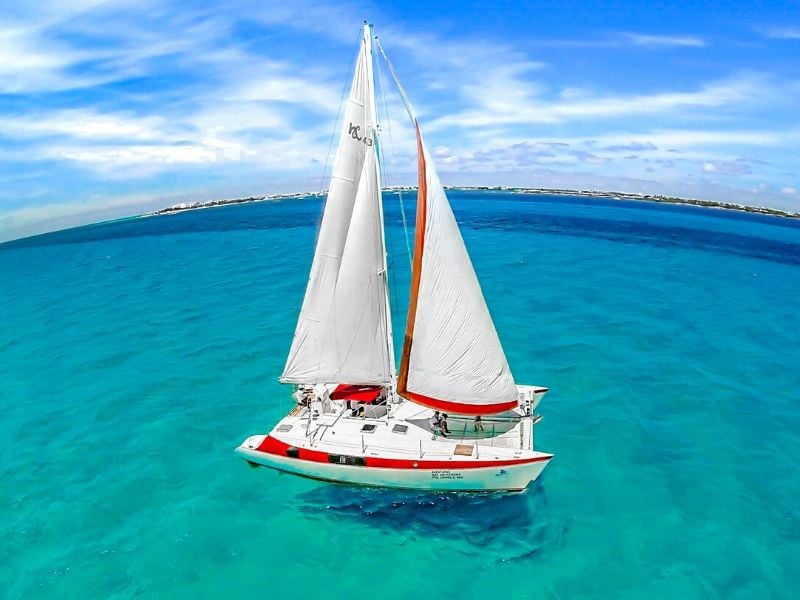 Aventuras 800x600 - Isla Mujeres Catamaran Tour - Cancun Sailing