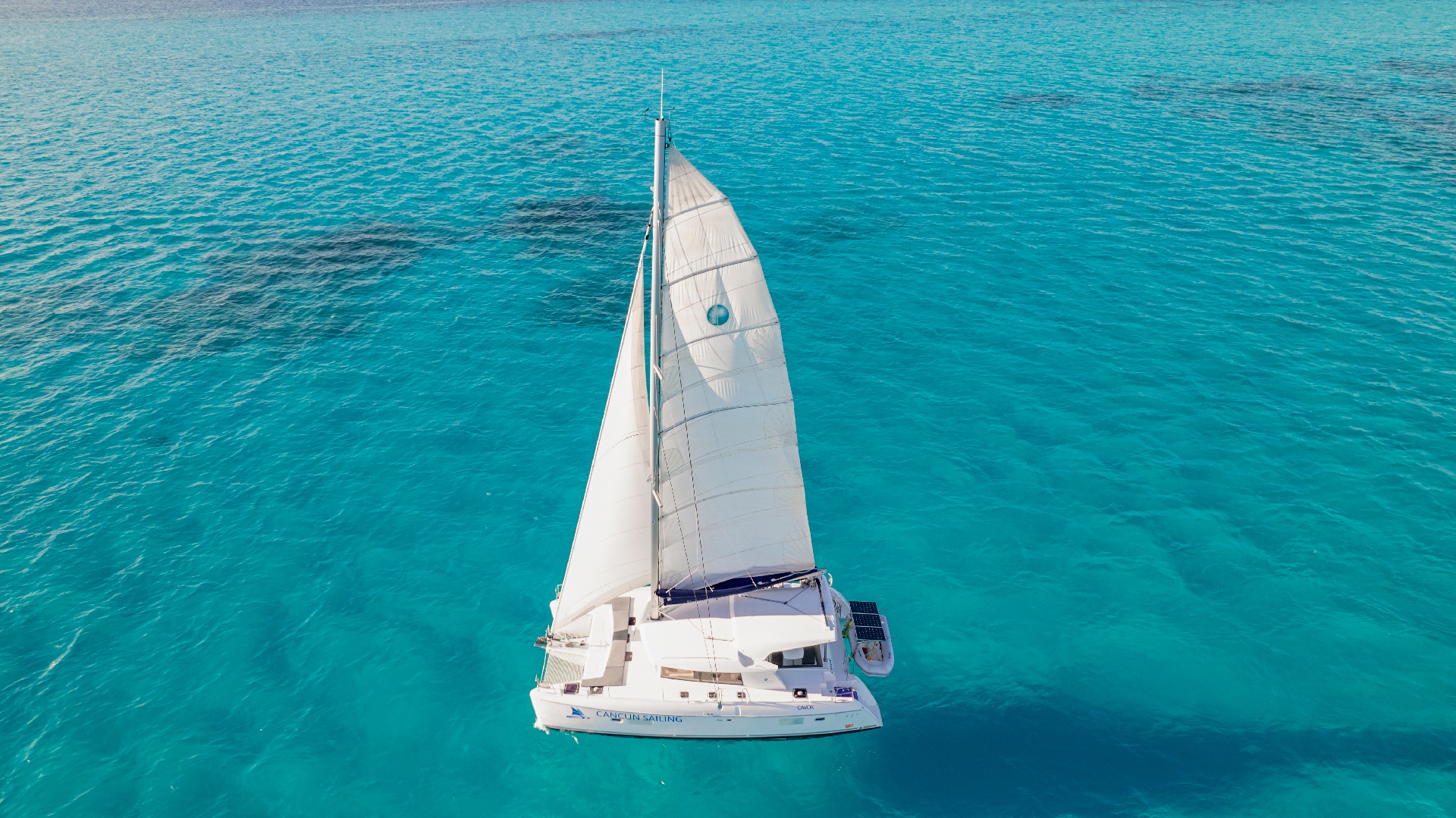 02-LORES-Cavok-catamaran