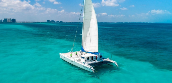 6 - HiRes - Induna - Isla Mujeres Catamaran Tour - Cancun Sailing-1