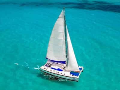 Luv Cats 400x300 - Isla Mujeres Catamaran Tour - Cancun Sailing