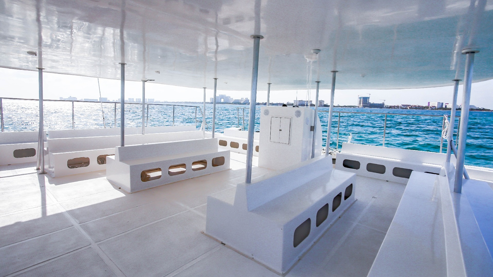 LowRes - Maines - Isla Mujeres Catamaran Tour - Cancun Sailing - 2