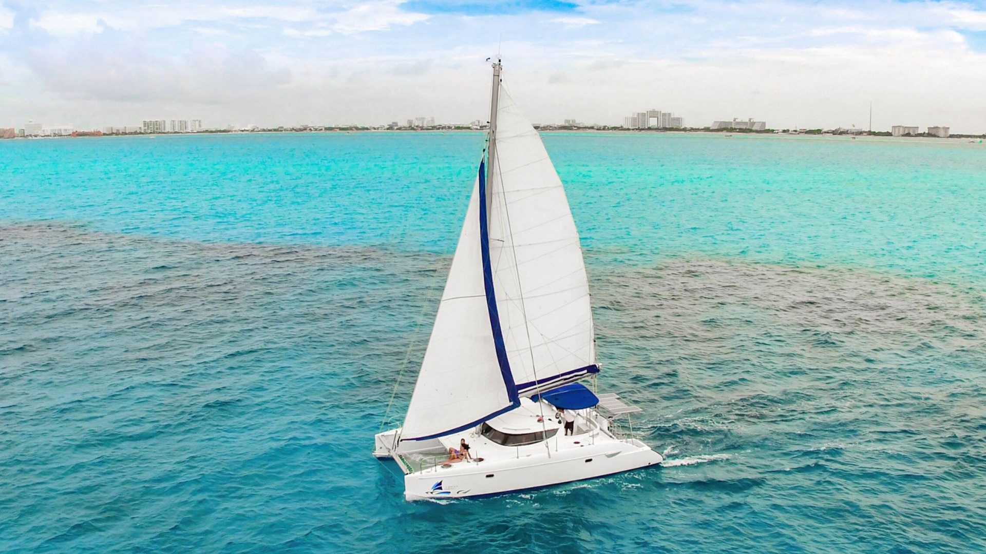 3 - LoRes - Malube - Isla Mujeres Catamaran Tour - Cancun Sailing