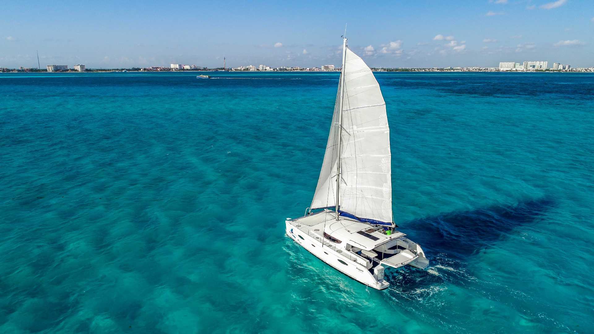 5 - LowRes Megaira- Private tour to Isla Mujeres in catamaran - Cancun Sailing