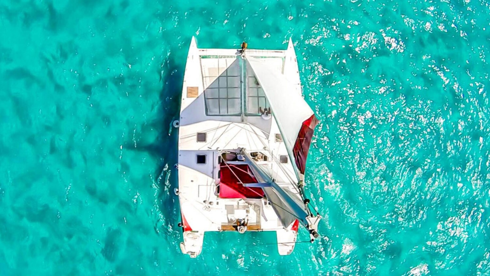 3 - LoRes - Aventuras - Isla Mujeres Catamaran Tour - Cancun Sailing