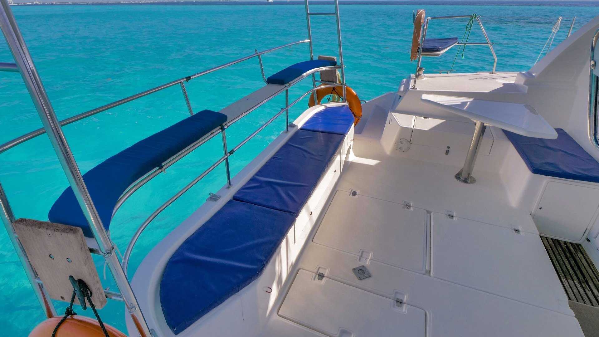 02 - LoRES - Khaya catamaran - Cancun Sailing