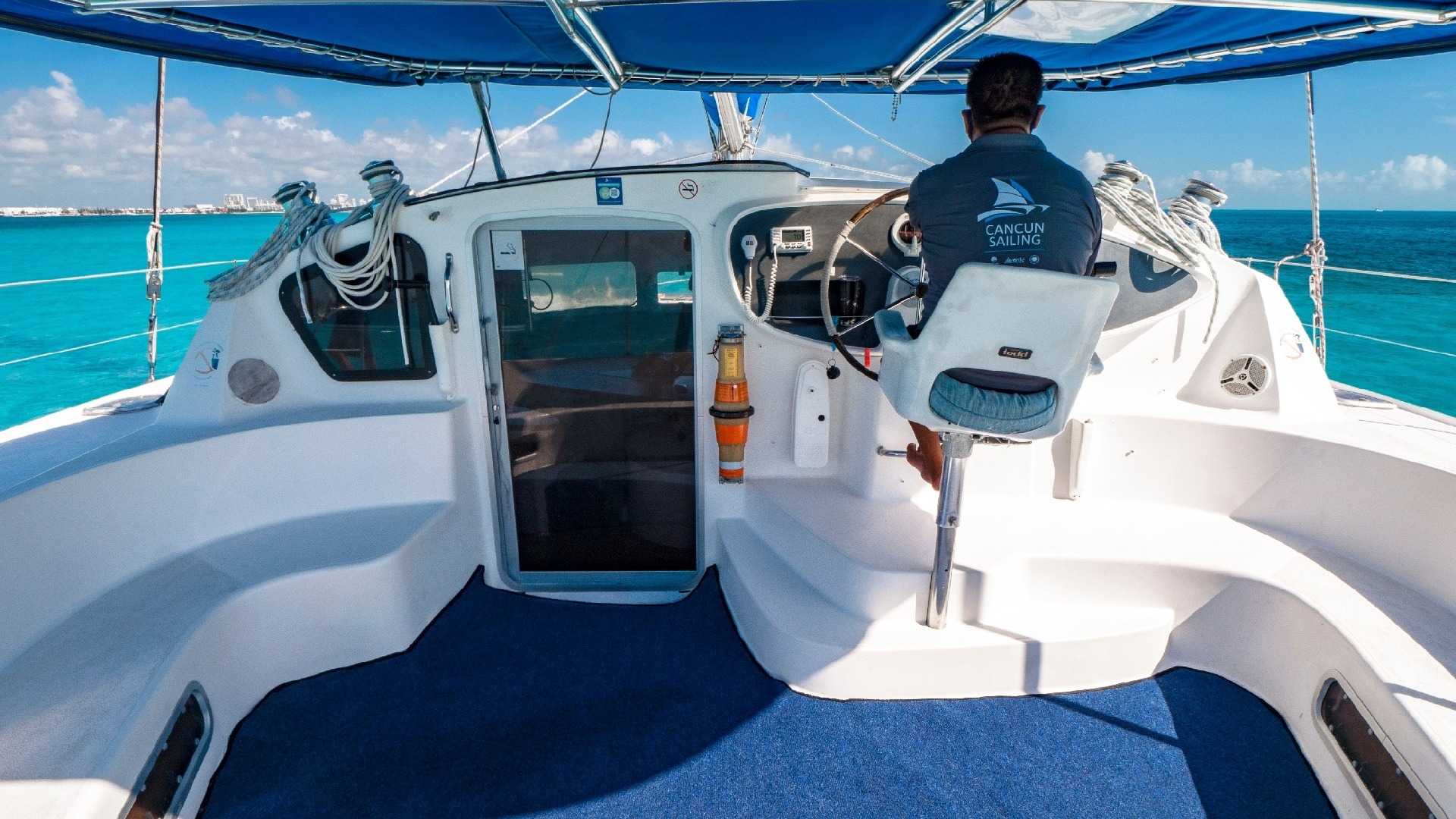 03 - LoRes - Morrocoy catamaran - Cancun Sailing