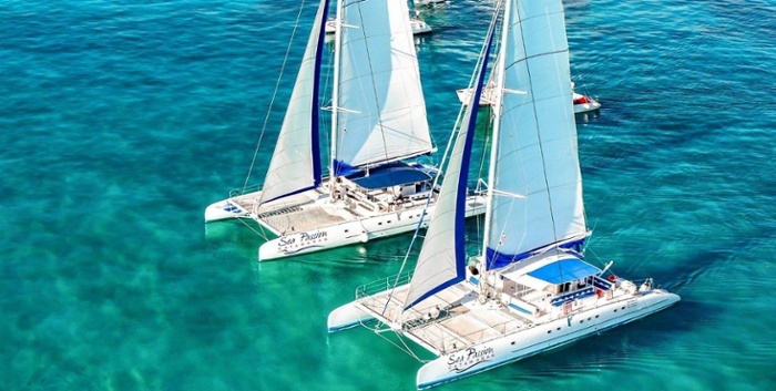 1 - LowRes - Private Isla Mujeres tour in catamaran - Sea Passion I II - Cancun Sailing-1-2