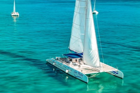 2 - HiRes - Private Isla Mujeres tour in catamaran - Sea Passion I II - Cancun Sailing-1