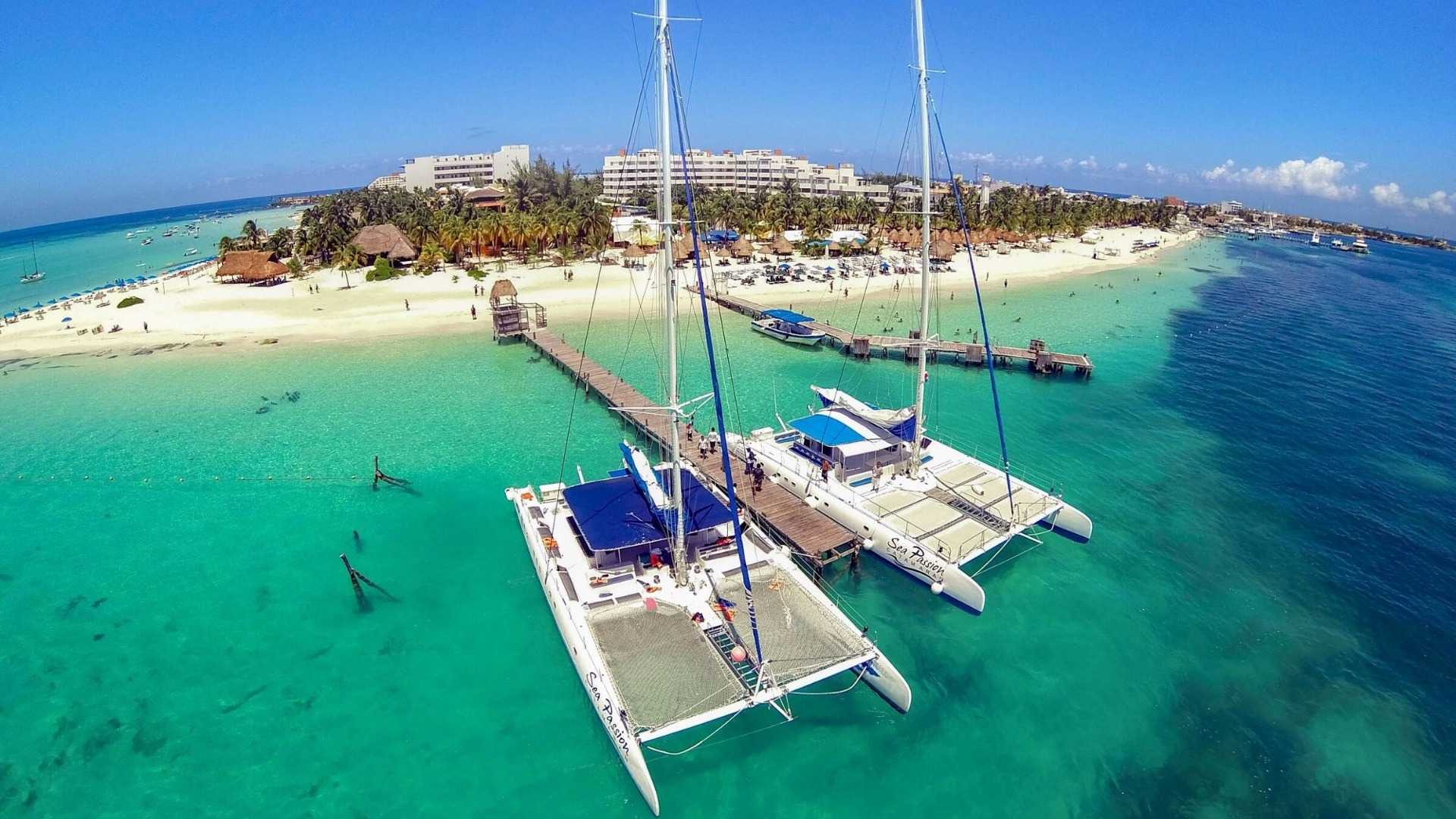 3 - LowRes - Private Isla Mujeres tour in catamaran - Sea Passion I II - Cancun Sailing