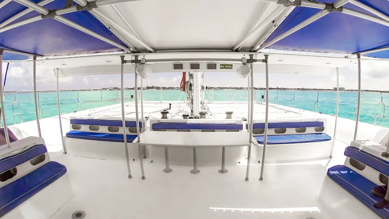 Sea passion interior 2