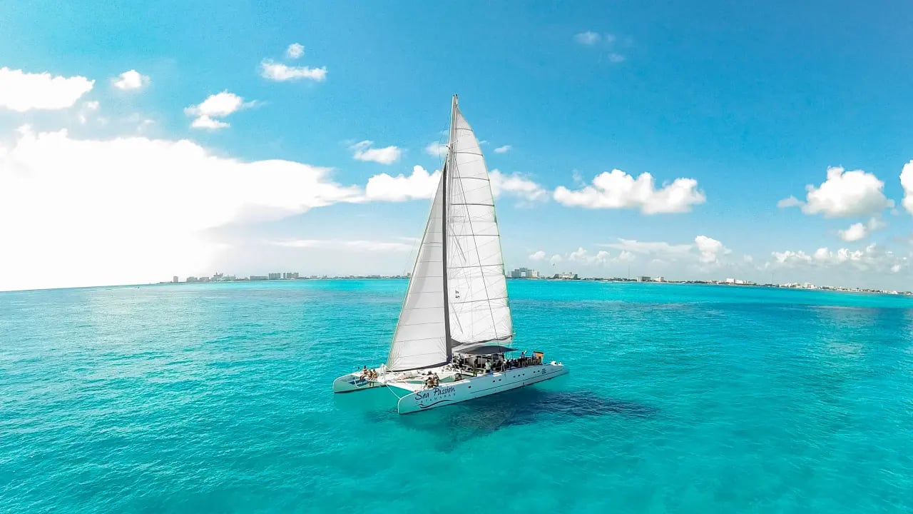 sea passion front