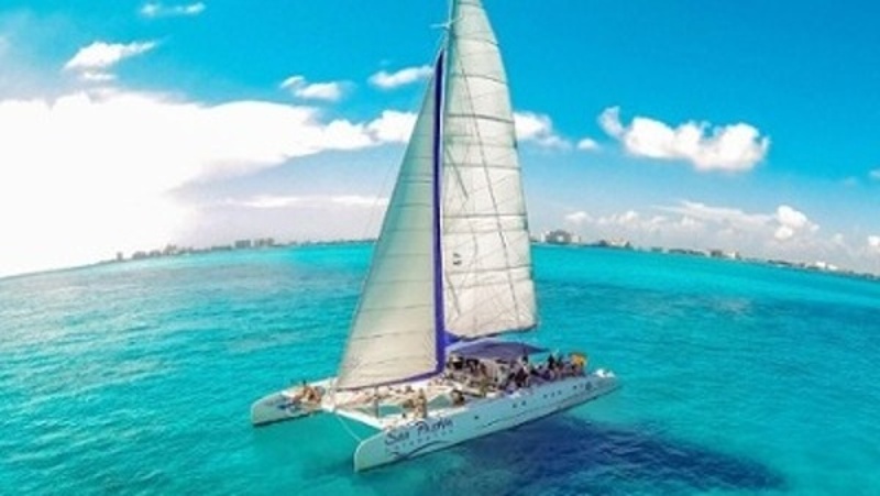 Sea Passion II 800x600 - Isla Mujeres Catamaran Tour - Cancun Sailing-1-1-1
