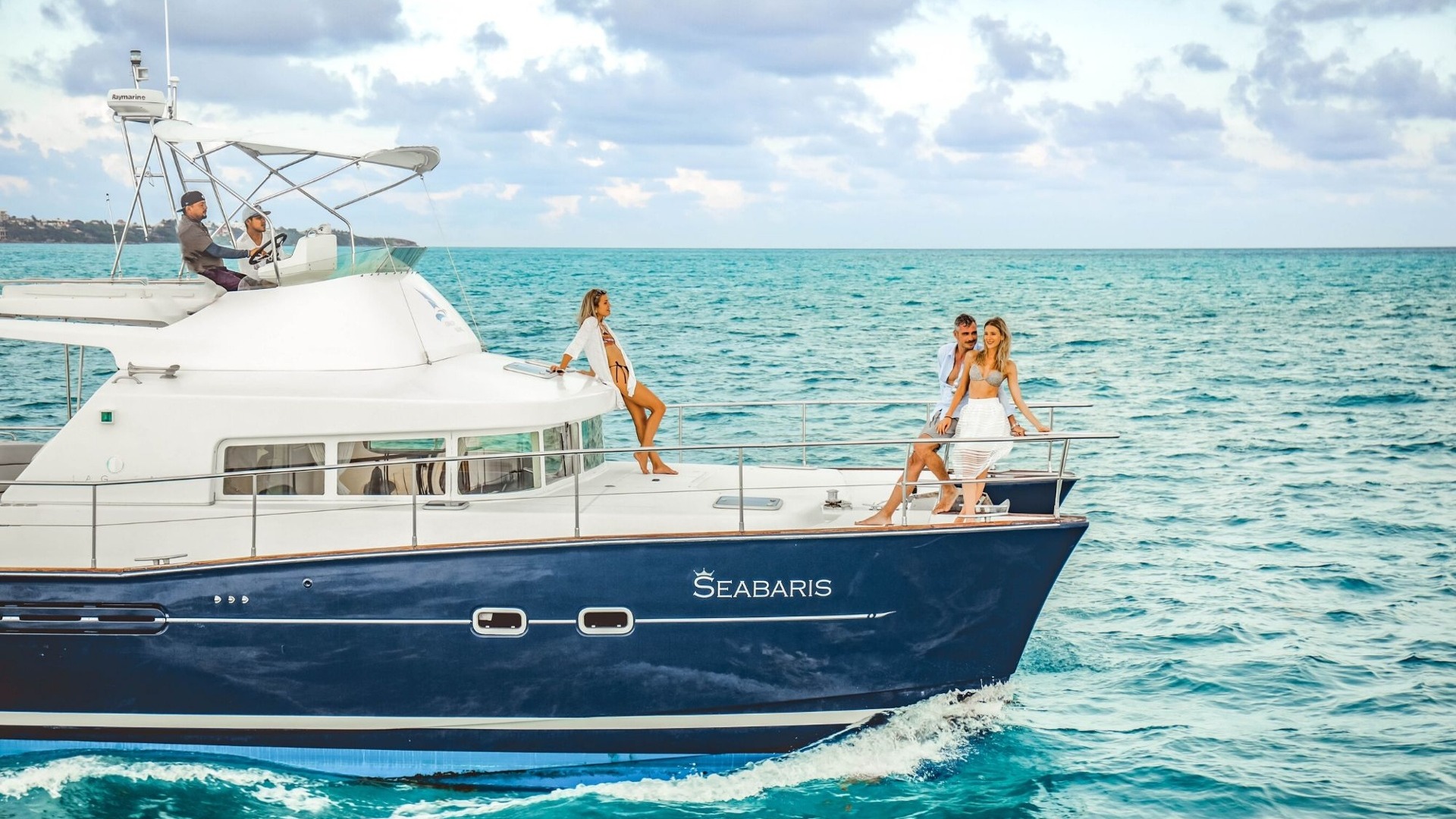 Private Isla Mujeres tour in catamaran - Seabaris - Cancun Sailing