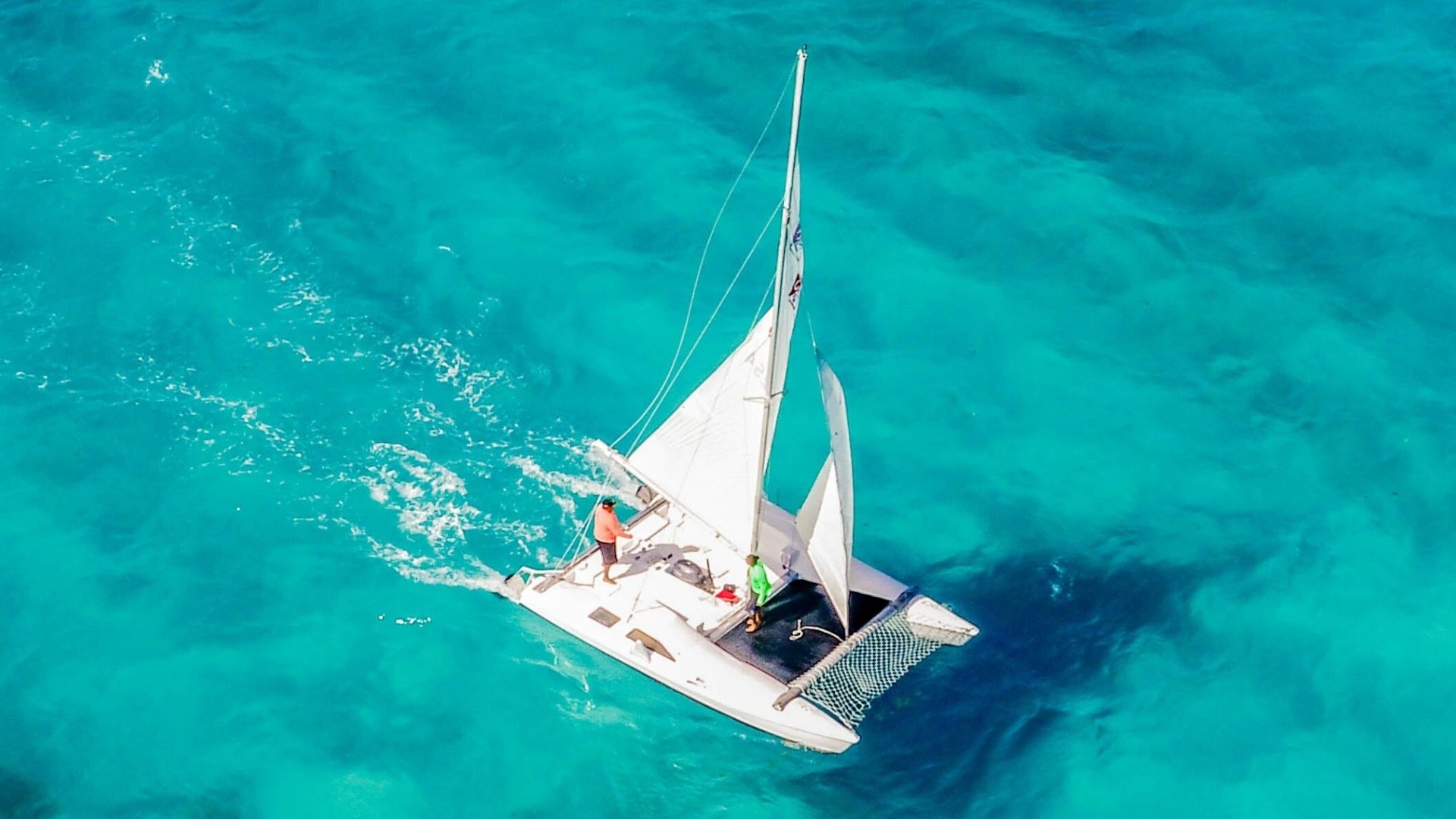 cancun-to-isla-mujeres-all-inclusive-catamaran-sailing-tour