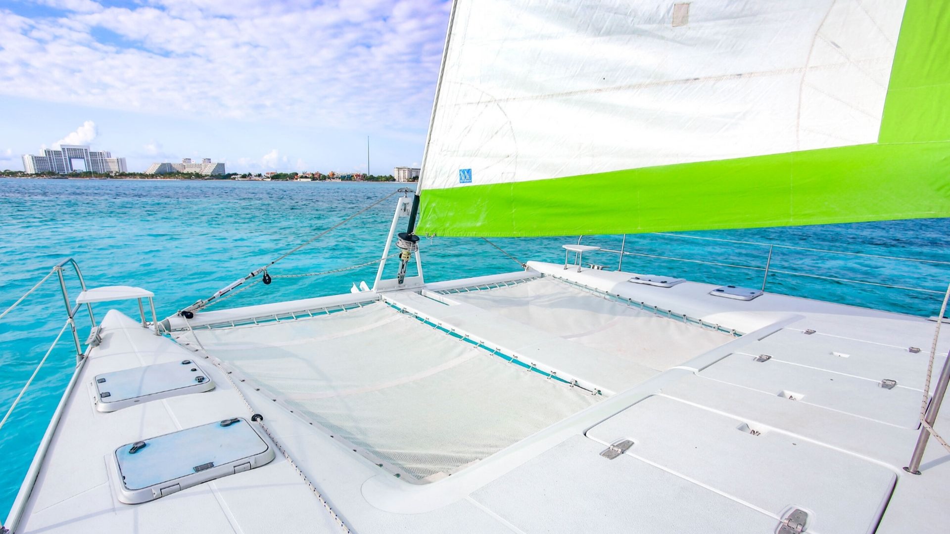 2 - LowRes - Private Isla Mujeres tour in Tiaré catamaran - Cancun Sailing