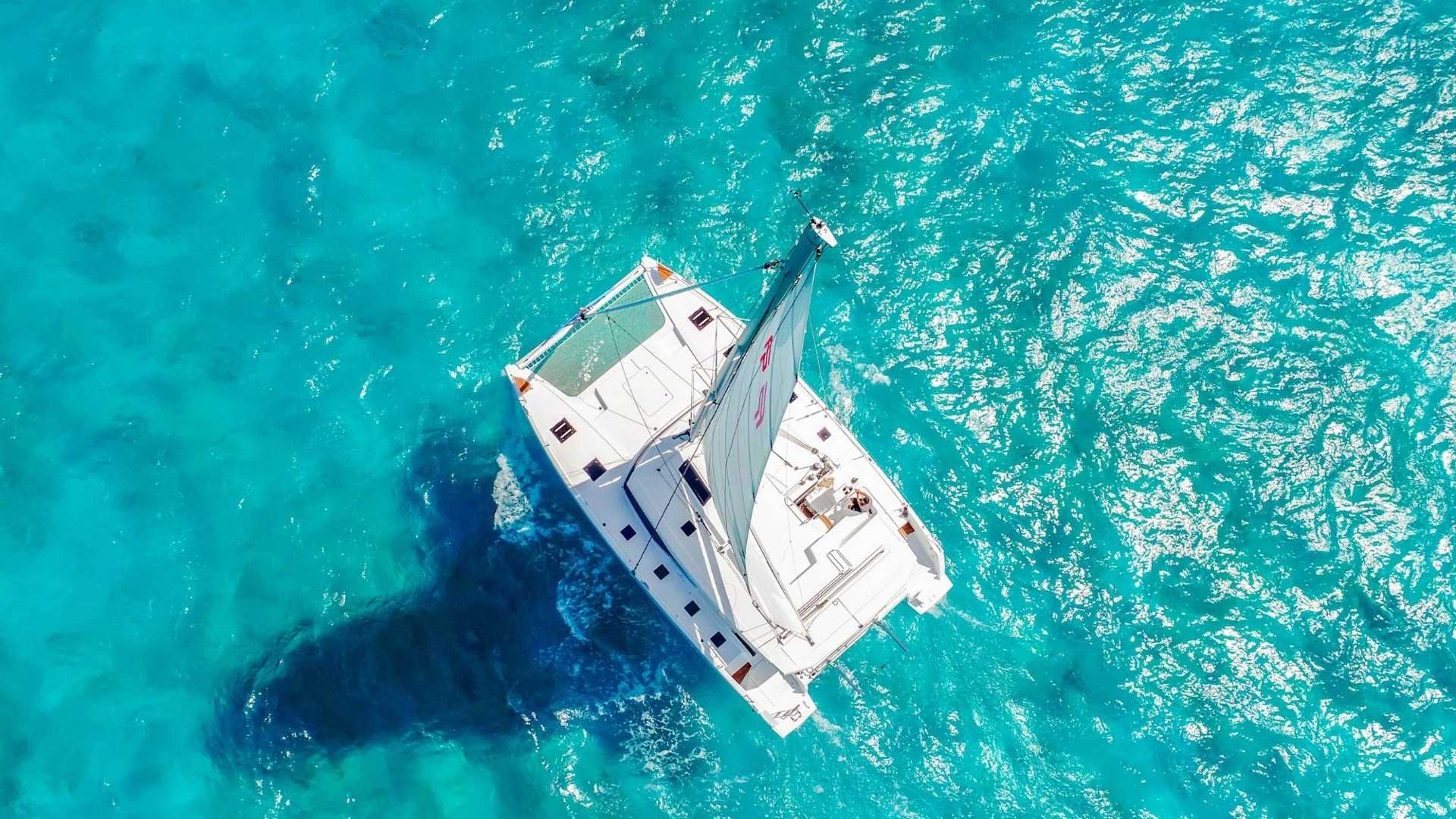 6 - LowRes - Private Isla Mujeres tour in catamaran - Victoria - Cancun Sailing
