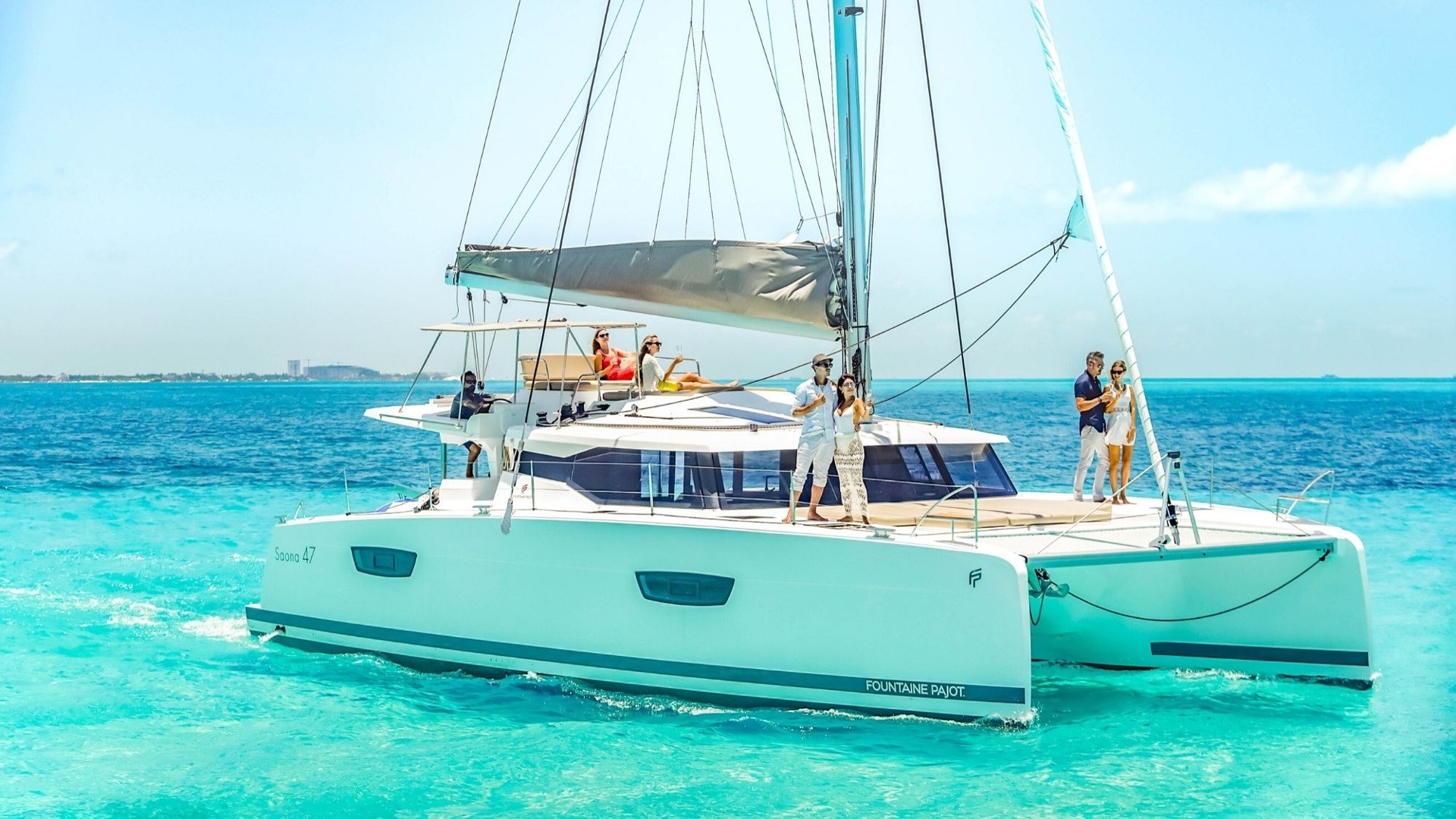 7 - LoRes - Private Isla Mujeres tour in catamaran - Victoria - Cancun Sailing