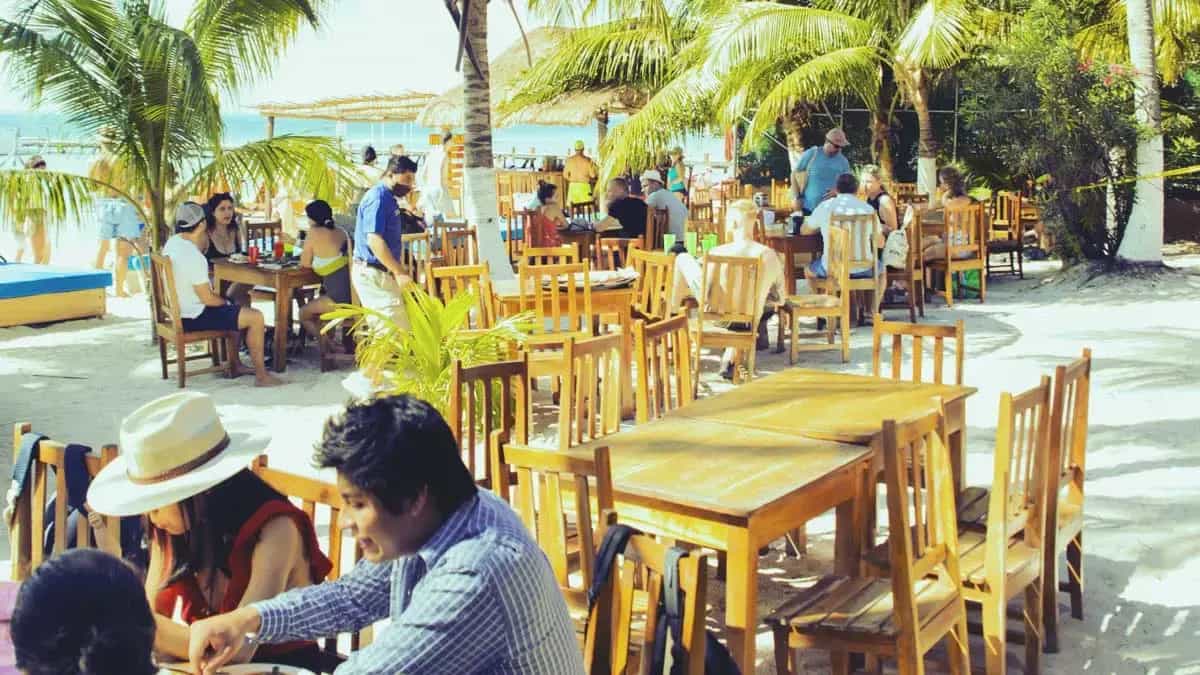 02-Restaurante-Playa-Mexico-cancun-sailing-ice-bar
