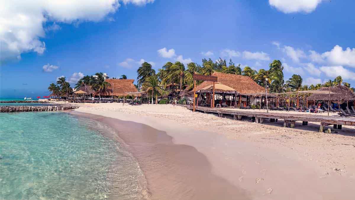 12-punta-blanca-beach-club-isla-mujeres