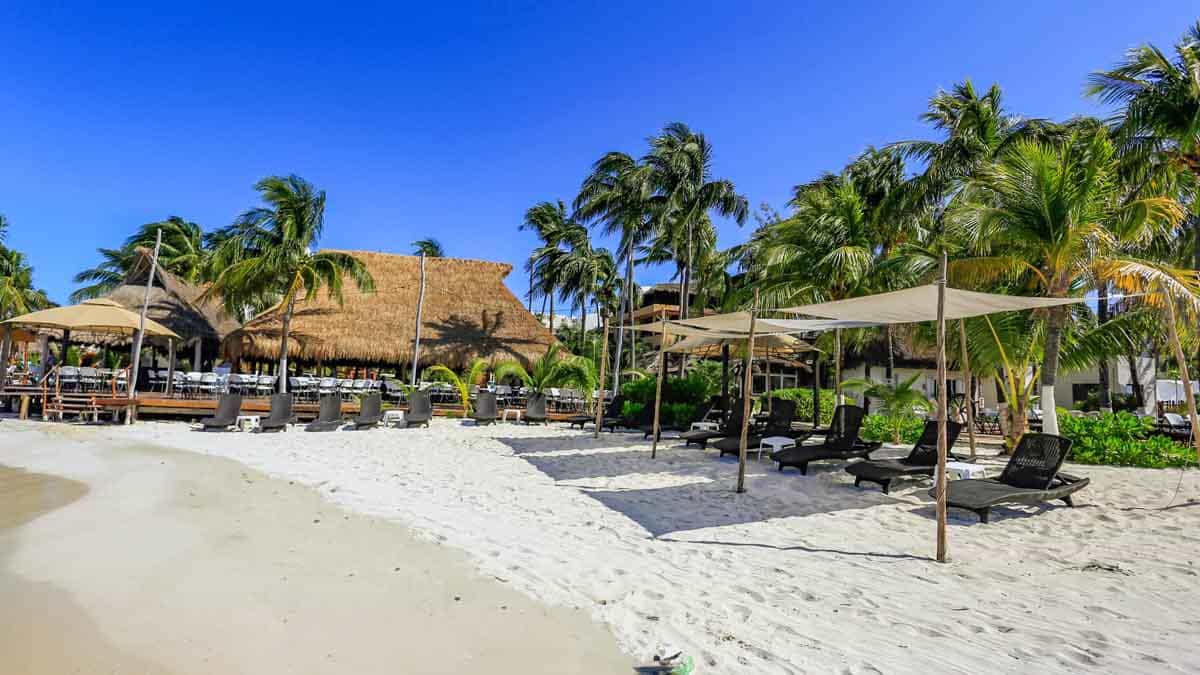5-punta-blanca-beach-club-isla-mujeres