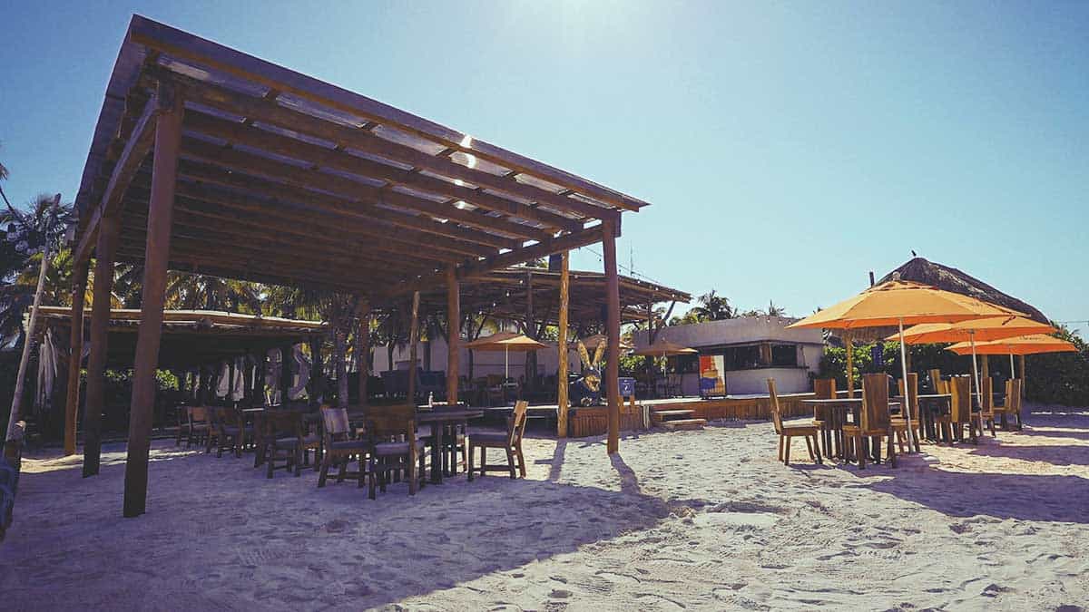 10-zama-beach-club-isla-mujeres