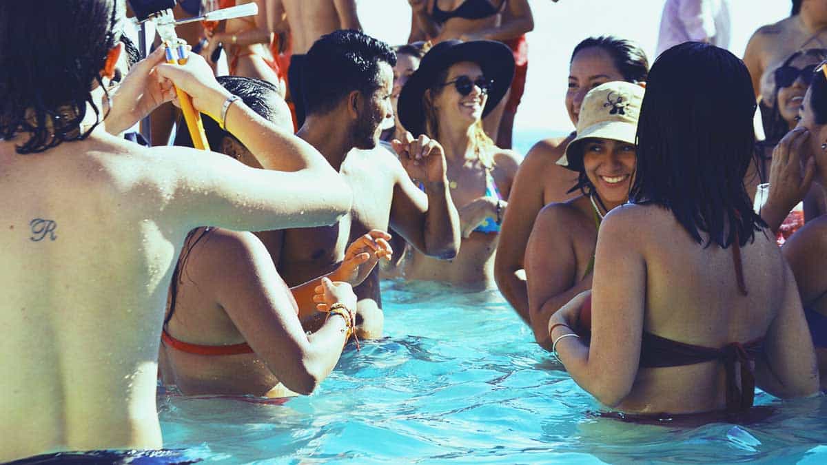 17-zama-beach-club-isla-mujeres