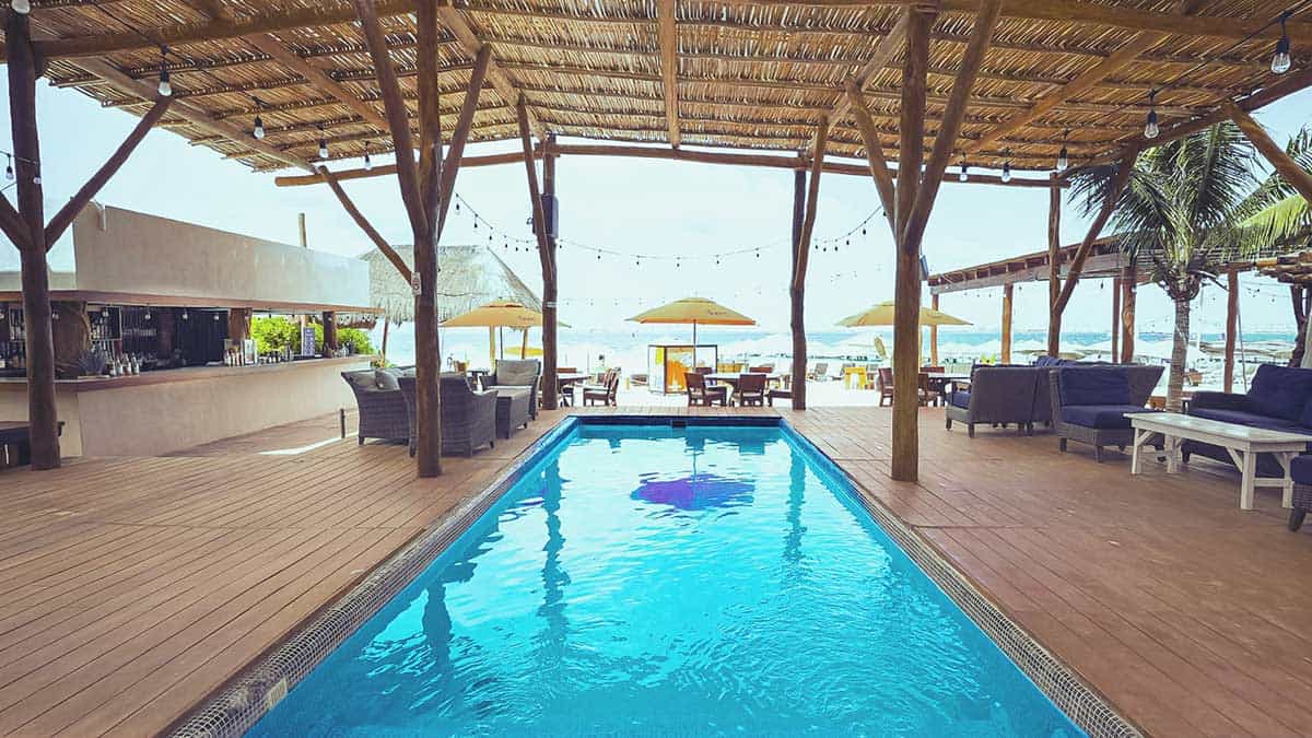 4-zama-beach-club-isla-mujeres