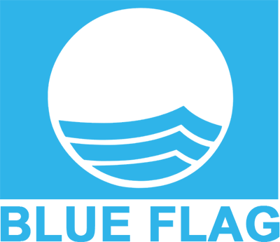 cancun-sailing-blue-flag