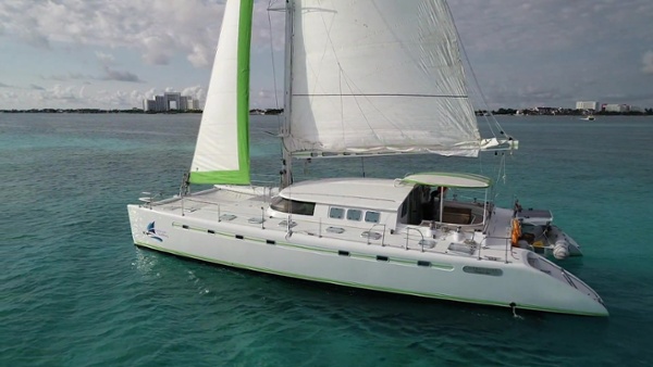 Catamaran Tiaré-thumb-1